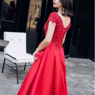 Đầm dạ hội hàng thiết kế cao cấp