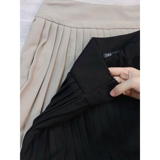 Chân váy xếp ly cạp to TK
