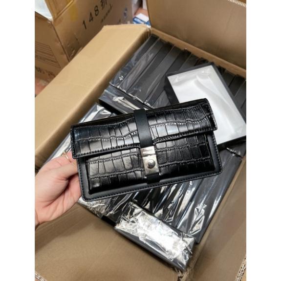 Túi pê rô vân rắn khoá tròn kèm hộp size 20 hàng QC cao cấp