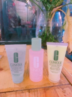 Kem dưỡng ẩm Clinique Dramatically Different Moisturizing Gel mini size 30M