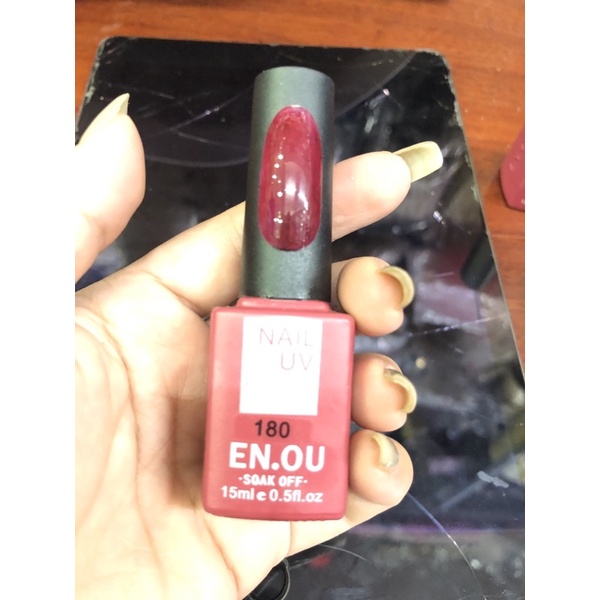 Sơn gel enou còn lẻ ít mã thanh lý nốt 10  k/1 chai