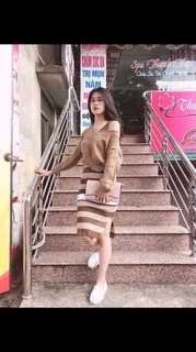 Set len váy kẻ QC