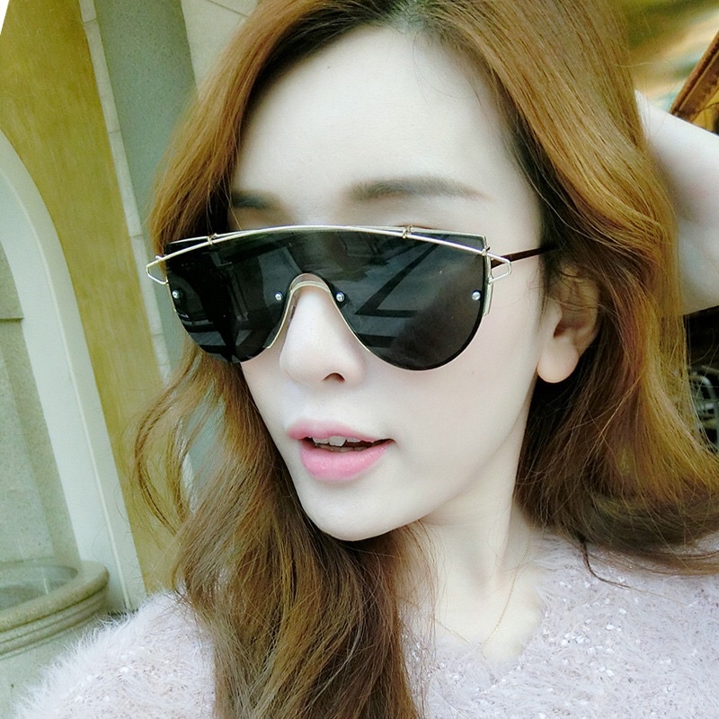 Mắt kính thời trang
