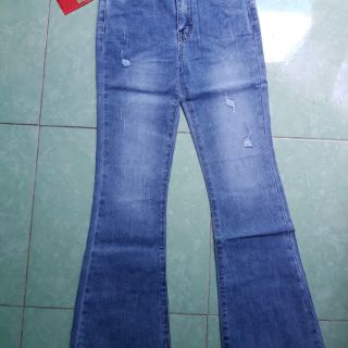 Quần jean ống bass
