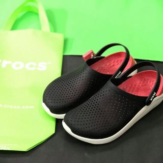 Dép nhựa c.r.o.c.s đủ màu đủ size