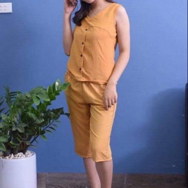 Bộ đũi nữ.