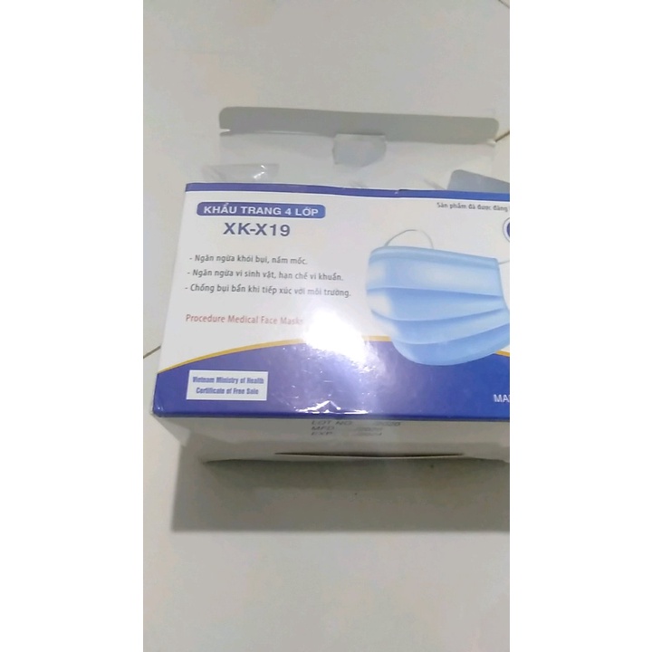 Khẩu trang y tế 4 lớp XK-X19 màu trắng ghi xanh hộp 50c Mamababyvn