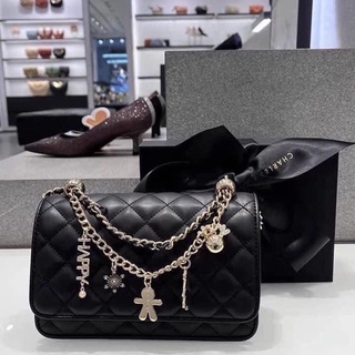 Hộp quà Charles&Keith sang chảnh phiên bản giới hạn