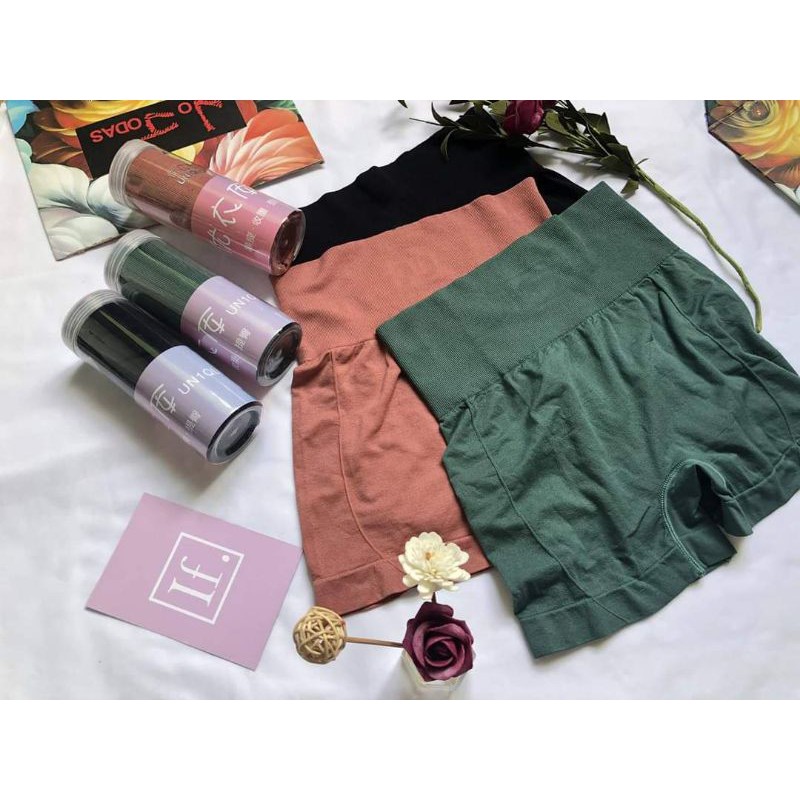 Quần gen bụng UNIQLO | BigBuy360 - bigbuy360.vn