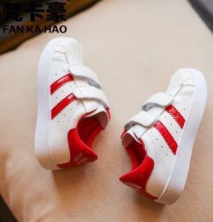 Giày thể thao - chat check size trc khi đặt hàng