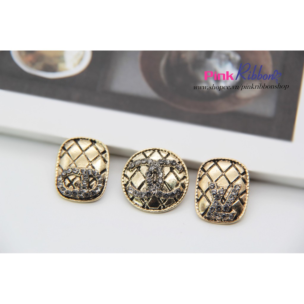 Charm đặc chữ đá cao cấp