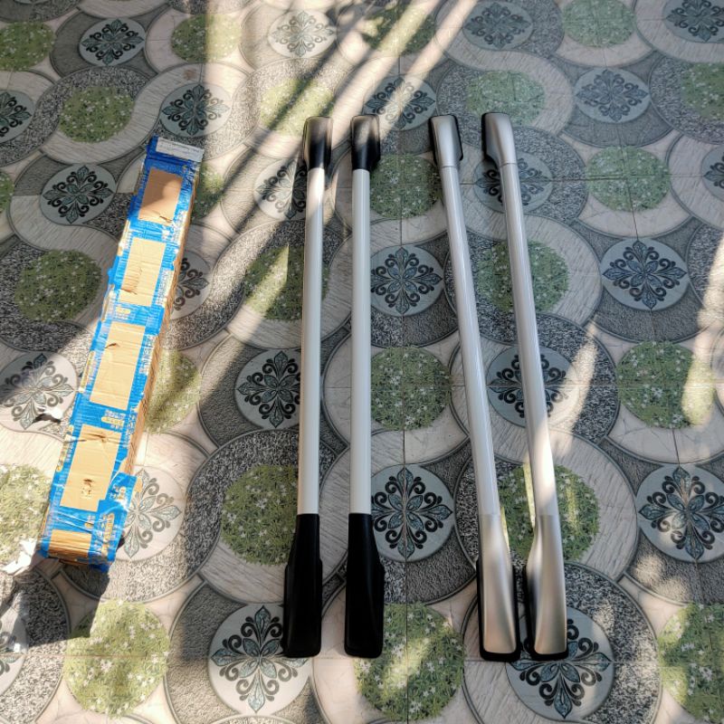 Bộ giá nóc xe hatbach hạng a và bán tải