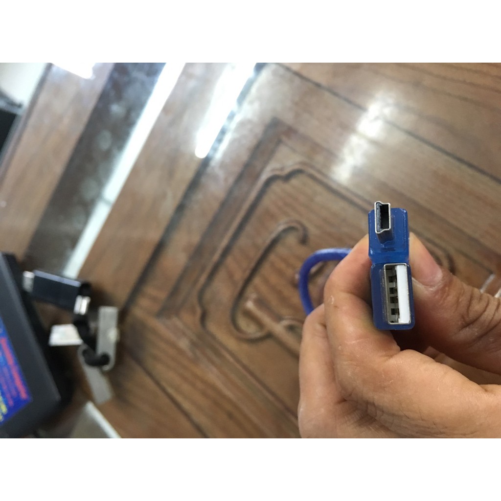 Dây cáp USB to Mini USB độ dài 30cm có lớp trống nhiễu.
