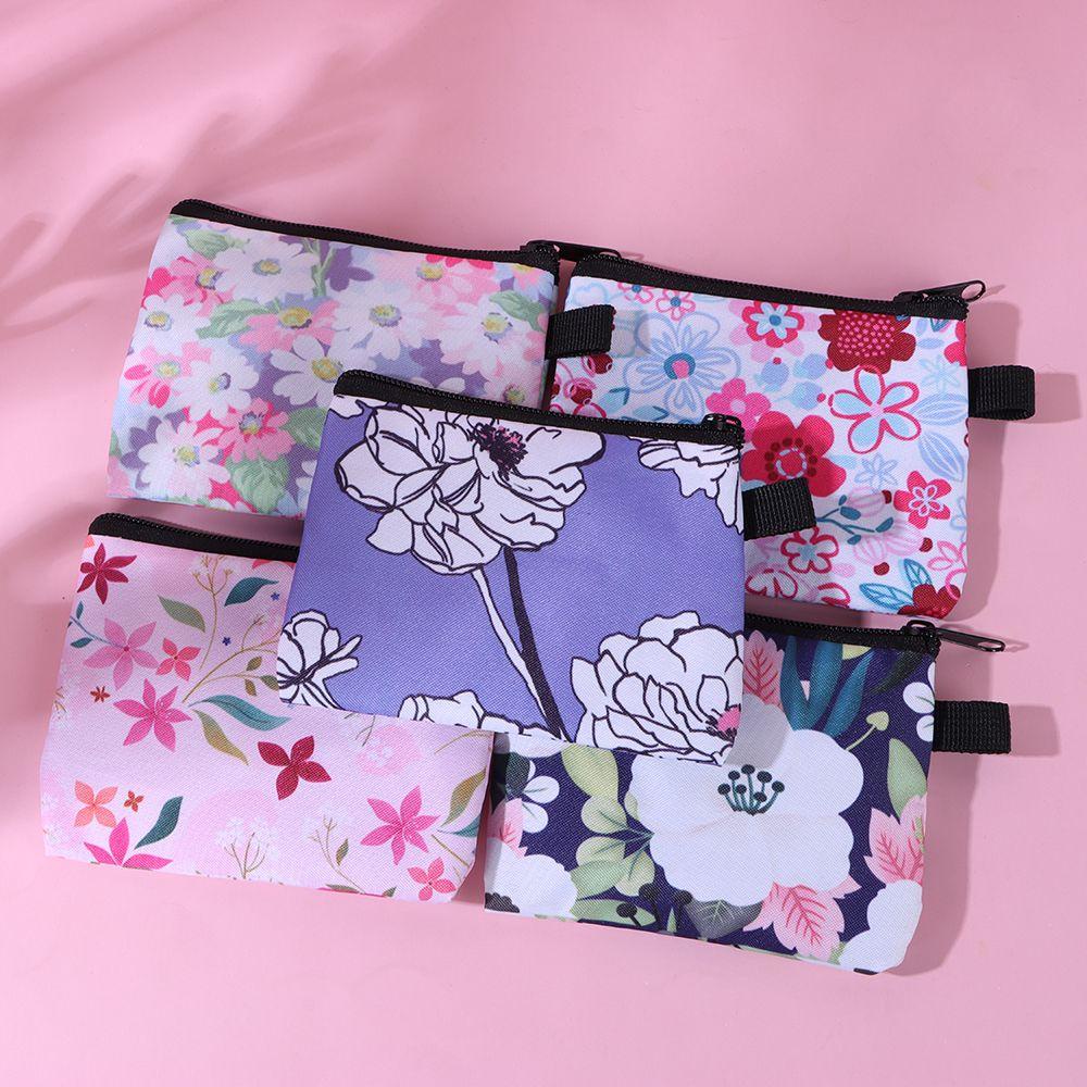 Túi Đựng Băng Vệ Sinh / Mỹ Phẩm / Thẻ Tín Dụng In Họa Tiết Sọc Ca Rô Dễ Thương