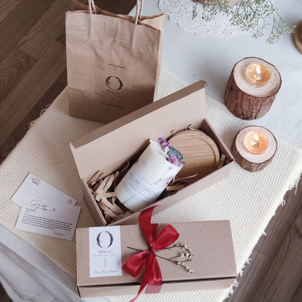 Hộp quà tặng theo set 2-Handmade by Onio - gồm nến thơm - sáp thơm - kích thước hộp 22x8x8cm