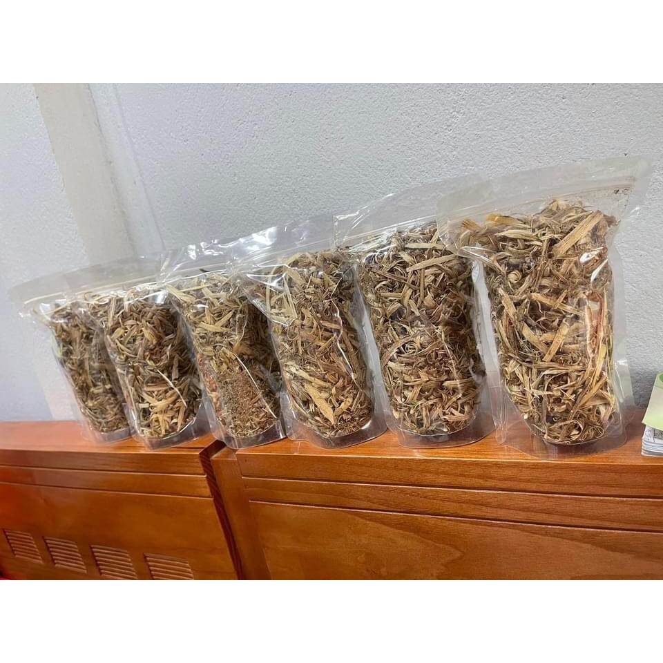 Dăm Trầm Hương . Xỉa từ Trầm núi tự nhiên. Thơm mạnh