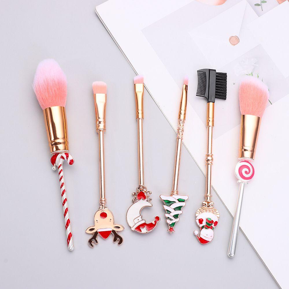 Cọ Trang Điểm Phấn Mắt Họa Tiết Giáng Sinh Dễ Thương