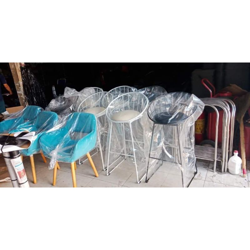Ghế sắt uốn quầy bar