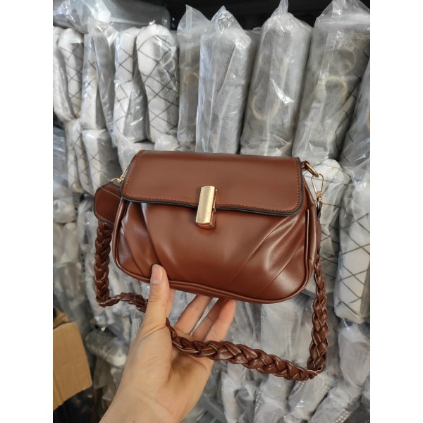 Túi xách nữ cao cấp💕FREESHIP💕 khóa bút, 2 loại dây thay đổi giá rẻ MIA09 MIA CLUTCH 194 Free Ship