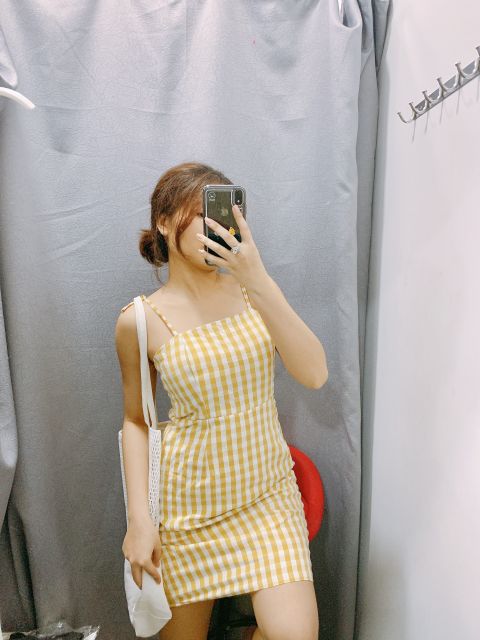 Đầm caro linen đỏ và vàng cột hai dây nơ - Luna Dress