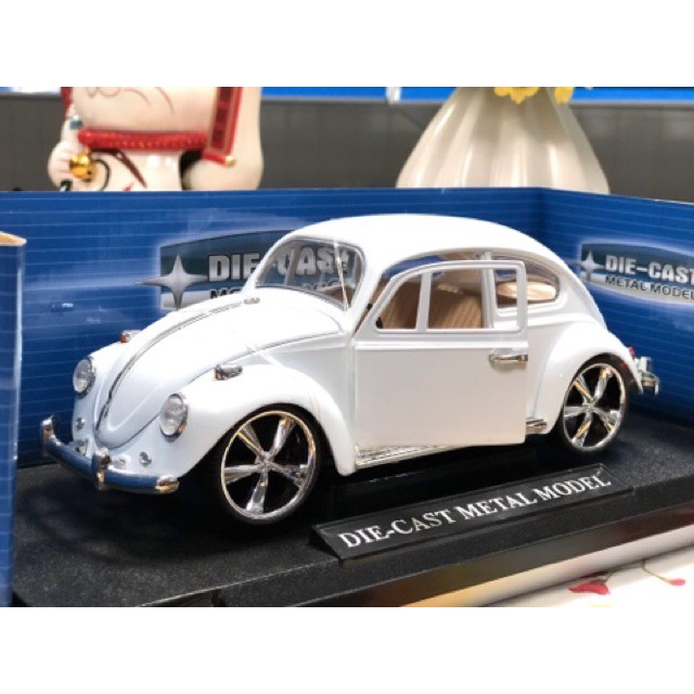 Mô hình xe ô tô cổ Volkswagen Beetle trưng bày cao cấp 1:18 - Xe Mô hình