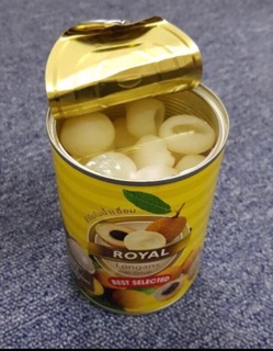 Hộp Nhãn Royal 545gram.