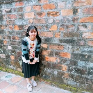 Áo len của khách siêu rẻ đẹp