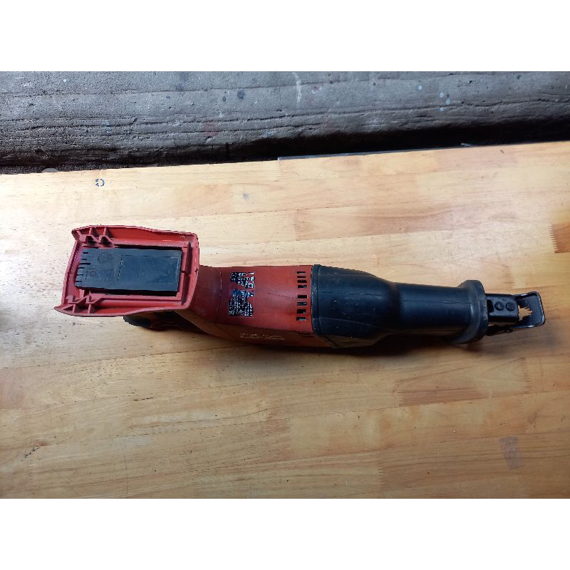 Cưa kiếm 22v full chức năng