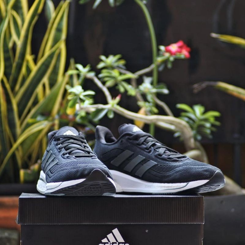 Giày Thể Thao Adidas Supernova Plus Boost Core Chính Hãng