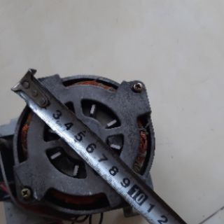 Motor giảm tốc AC 220v nhông sắt 200v/p (trục 8mm)