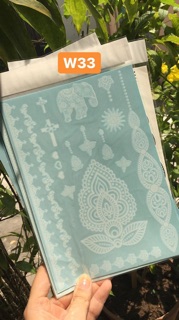 Henna xăm trắng đen