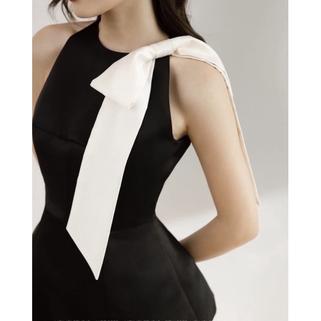 Áo peplum tacta…….