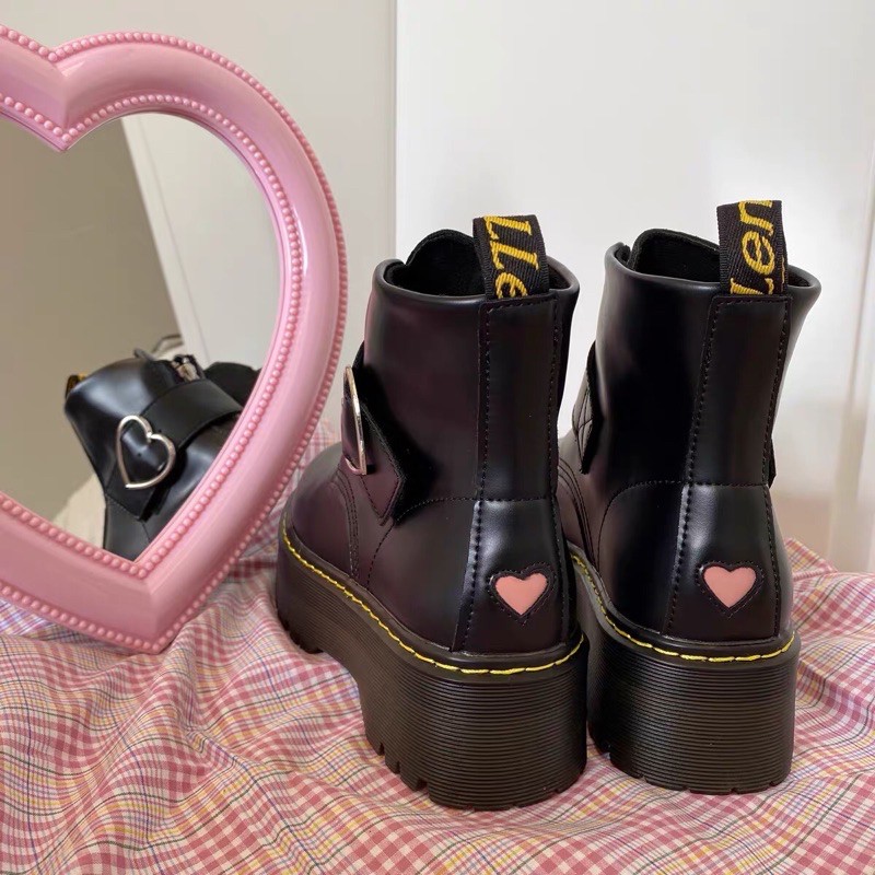 Boots đế cao cổ cao trái tim siêu xinh - Roses Boots