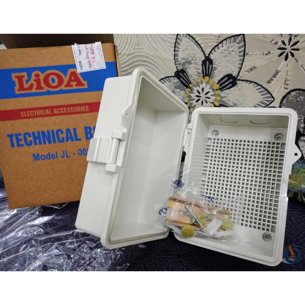 TỦ ĐIỆN TRONG NHÀ VÀ NGOÀI TRỜI LIOA JL-00C 235X178X120MM, JL00B