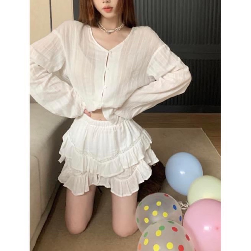 Set áo kiểu nữ tay dài voan trắng và chân váy peplum tầng ngắn xếp ly rũ mềm - Order taobao quảng châu