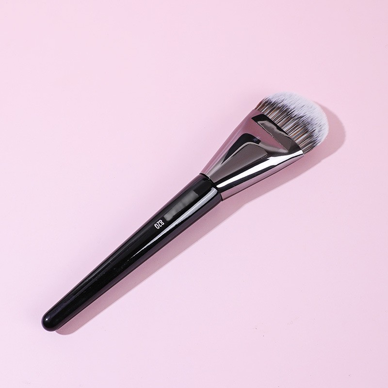 Cọ Đánh Nền FILLIMILLI Flat Foundation Brush 820