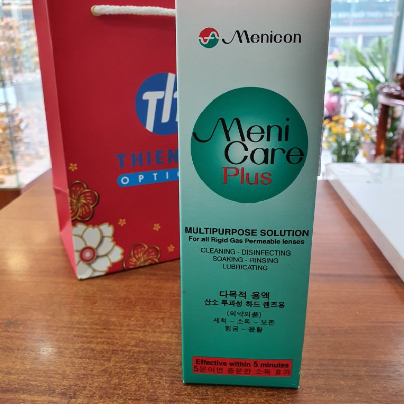 Nước ngâm kính áp tròng cứng Menicare giúp làm sạch kính, khử trùng bôi trơn 250ml, nhập khẩu Hàn Quốc