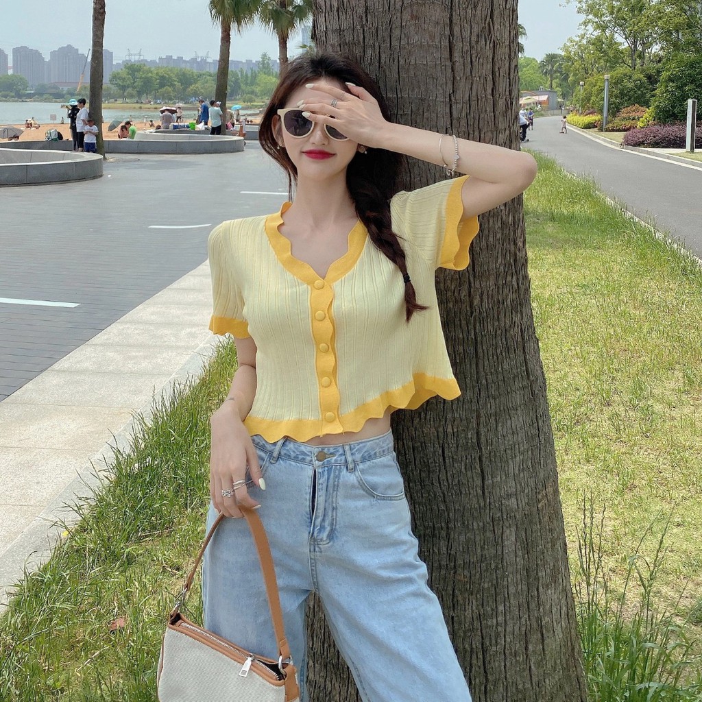 CHIKITO | Áo Len Cardigan Ngắn Tay Cổ V - Áo Croptop Quảng Châu 2 Màu Tím - Vàng Kiểu Dáng Ulzzang