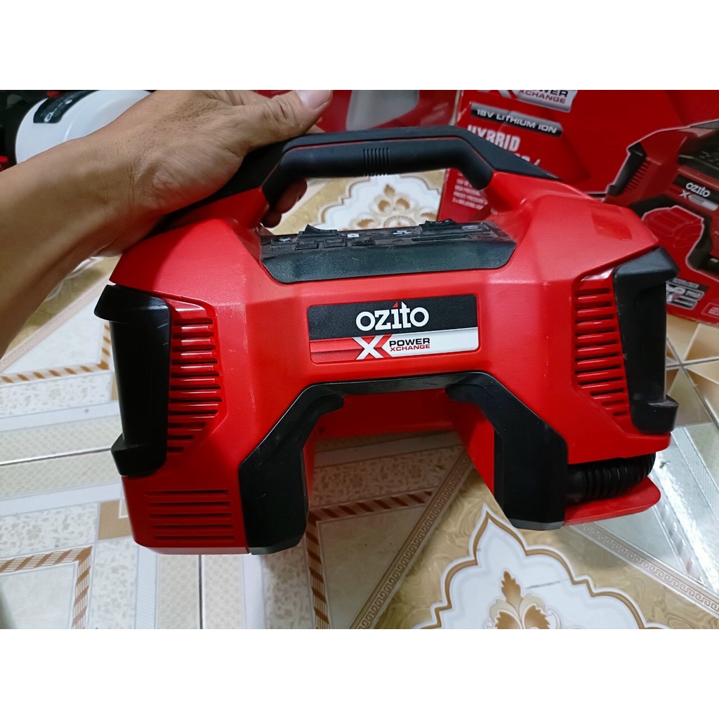 Thân máy bơm hơi 18V Ozito PXHDIS-240