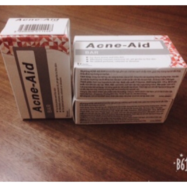 Xà Phòng Giảm Mụn Trứng Cá Acne-Aid Bar 100g