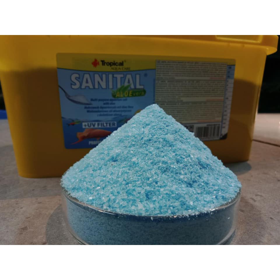 Muối Xanh Tropical Aloevera 50gr  - phòng và trị nấm, dưỡng cá, làm trong nước bể cá cảnh , thuỷ sinh
