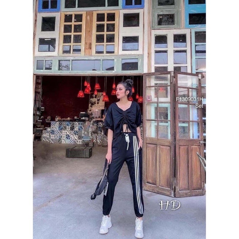 Set Áo Croptop Rút Dây + Quần Thể Thao Sọc