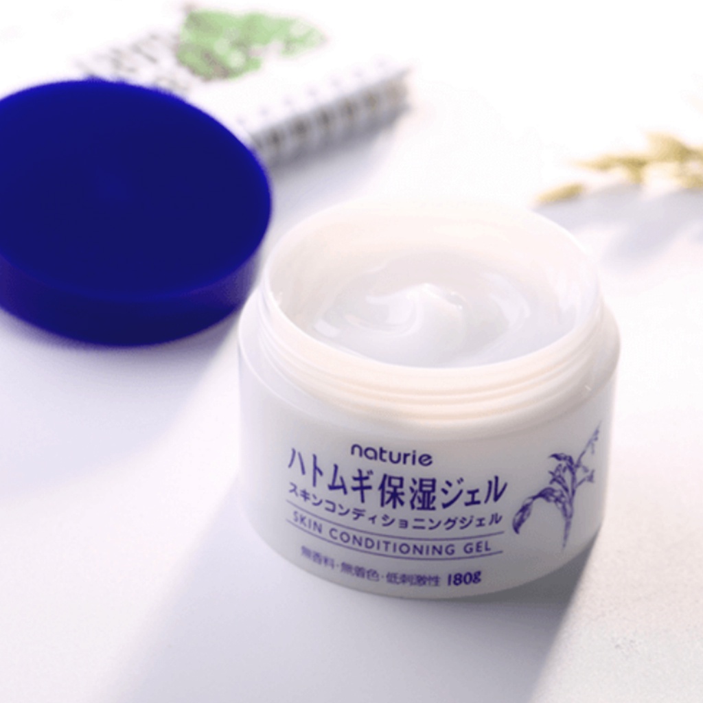 Kem Dưỡng Ẩm Naturie Chiết Xuất Hạt Ý Dĩ Nhật Skin Conditioning Gel Maneki 180g