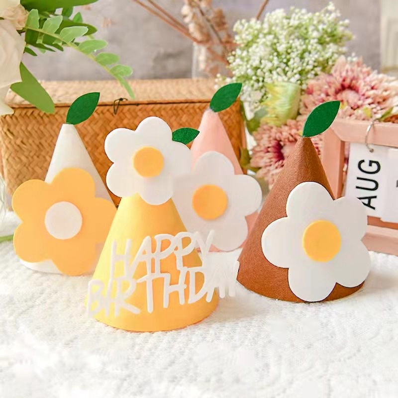 Nón Sinh Nhật Hình Hoa Cúc Xinh Xắn Cho Bé