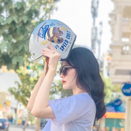 Mũ Bảo Hiểm Xe Máy 3/4 Royal M139 Kính Âm Tiện Dụng, Tem Hình Cực Chất