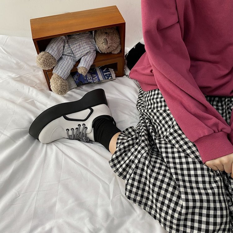 [ Mã 66CBSALE giảm 30K đơn 200K] Giày Đế Phẳng Cột Dây Xinh Xắn Thời Trang Cho Nữ | BigBuy360 - bigbuy360.vn