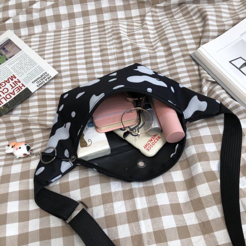 Túi đeo chéo nam nữ hoạ tiết túi bò sữa | BigBuy360 - bigbuy360.vn