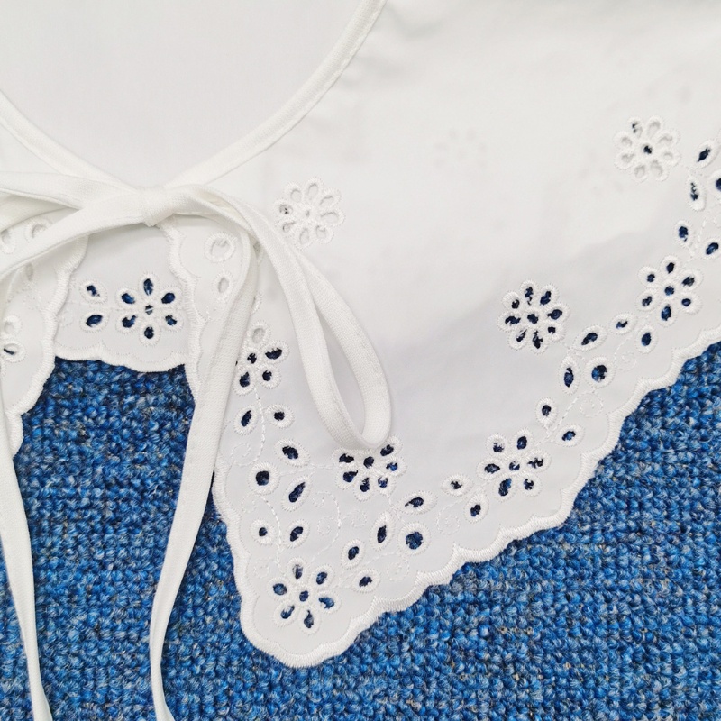 Han Khăn Choàng Cổ Giả Thêu Hoa Cúc Rỗng Buộc Dây Có Thể Tháo Rời Tinh Tế Cho Nữ