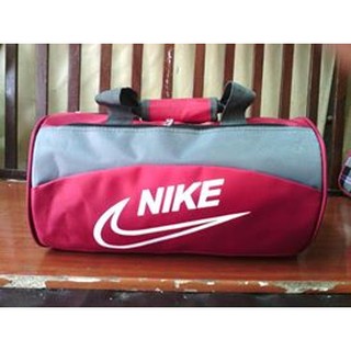  TÚI THỂ THAO NIKE ĐỎ