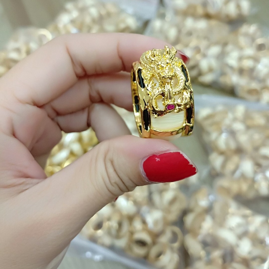 Nhẫn Nam Chạm Rồng Phong Thuỷ Mạ Vàng 18k Không Bay Màu Tài Lộc May Mắn